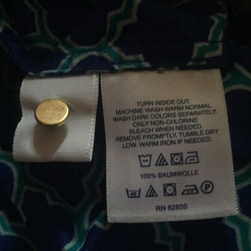 LANDS’END BUTTON DOWN - Picture 6 of 6